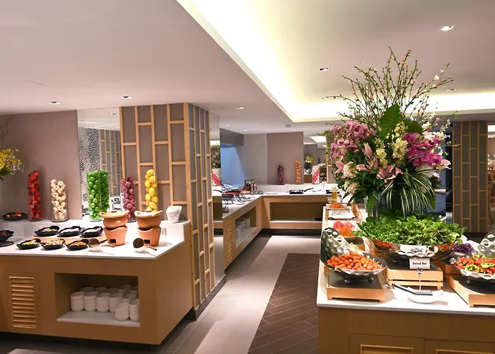 M Pattaya Hotel - Sha Extra Plus