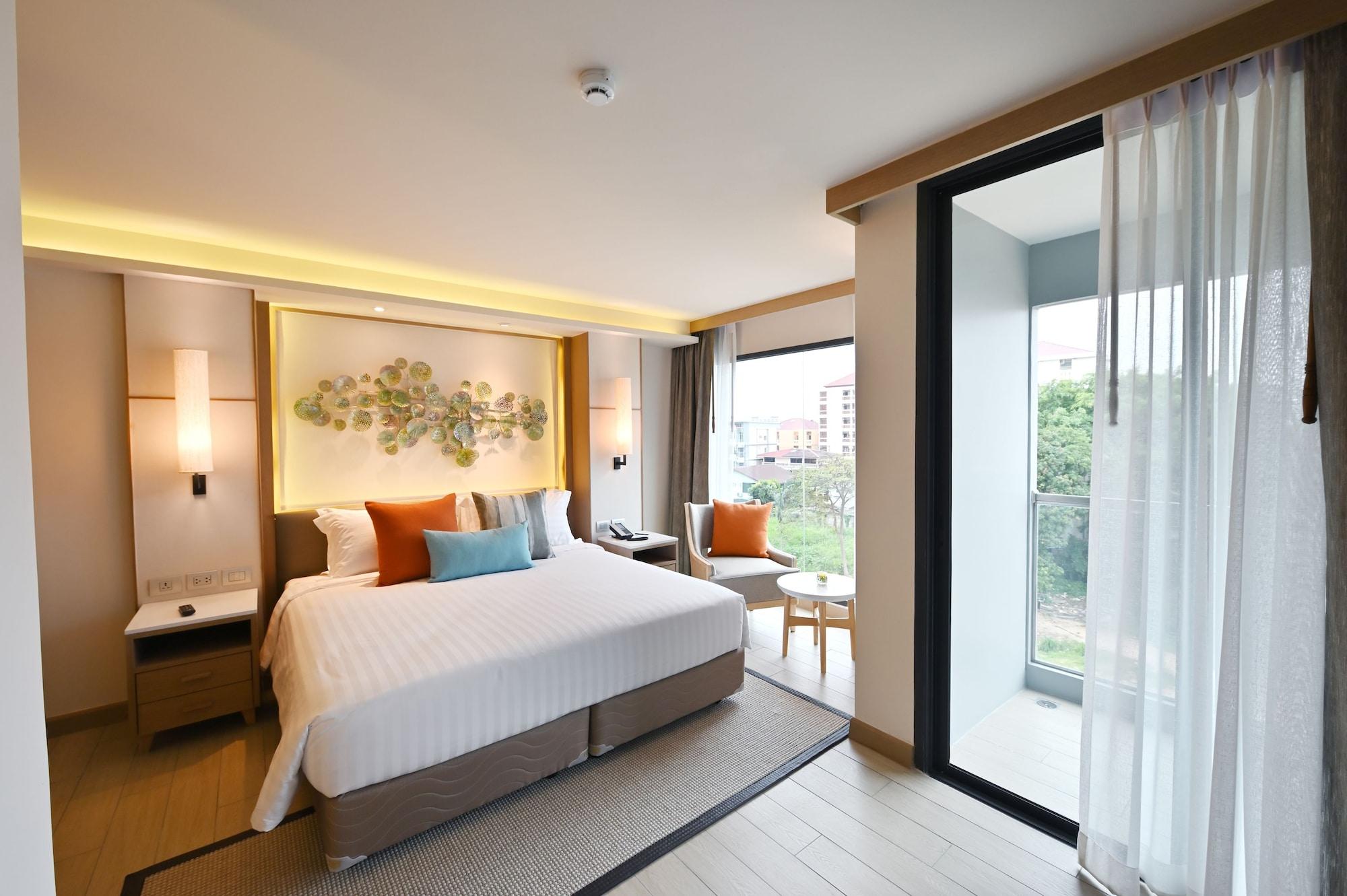 โรงแรม เอ็ม พัทยา 4*
